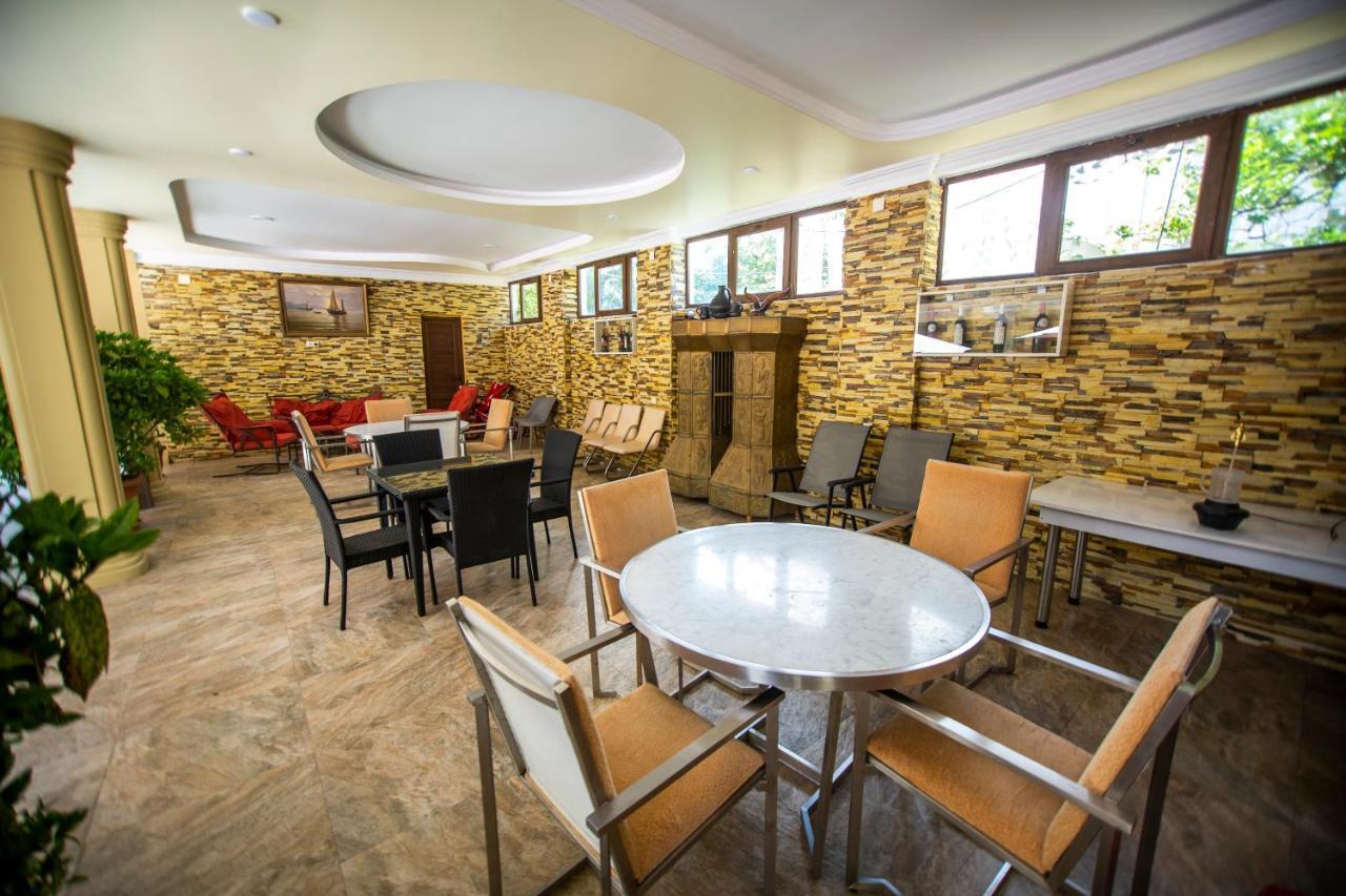 Hotel Chveni Ezo Kobuleti Exterior foto